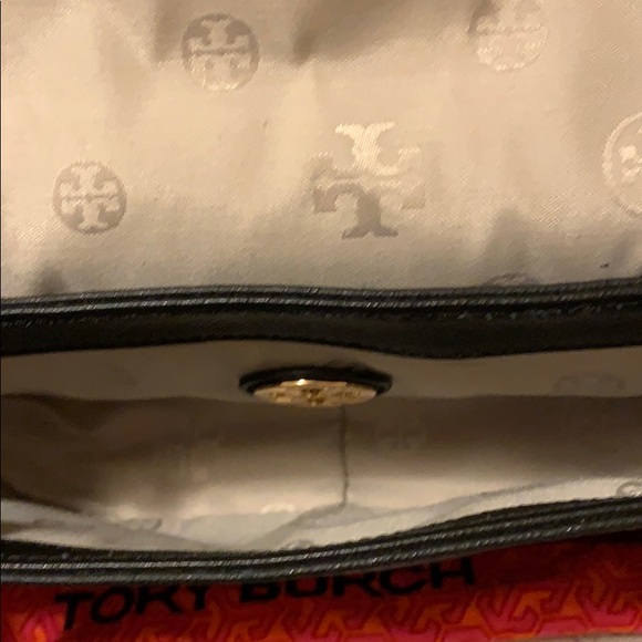 Tory Burch crossbody bag - Picture 3 of 7